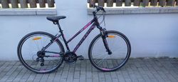  Dámské jízdní kolo KELLYS Clea 30
