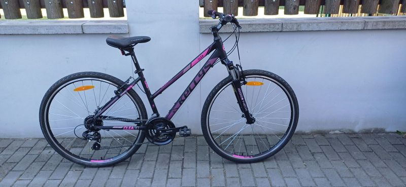  Dámské jízdní kolo KELLYS Clea 30