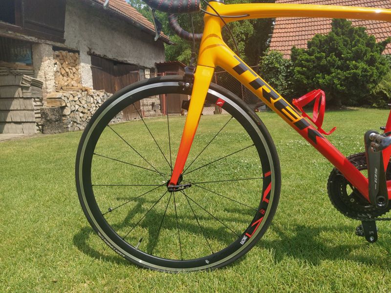 Trek Emonda ALR vel. 56