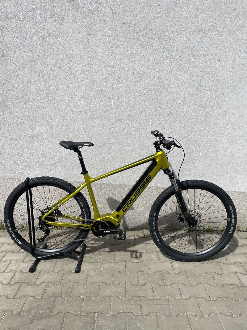 Nové elektrokolo CRUSSIS E-LARGO 7.10 - 720 Wh velikost 20”