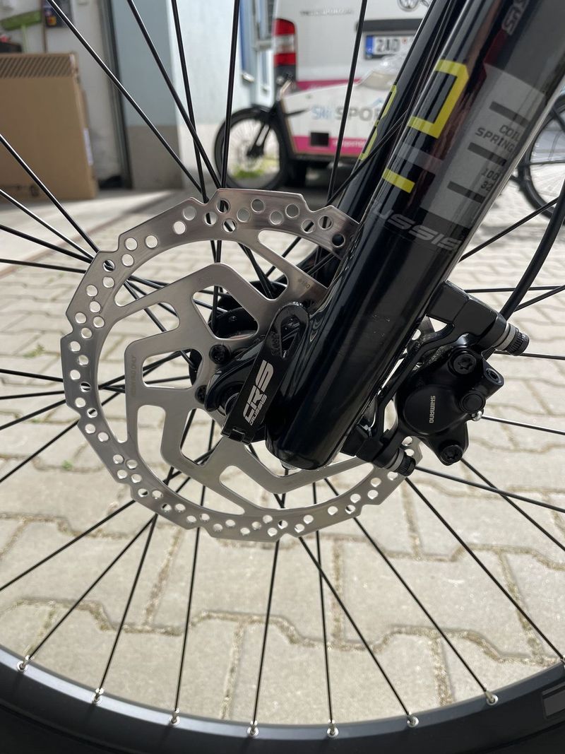 Nové elektrokolo CRUSSIS E-LARGO 7.10 - 720 Wh velikost 20”