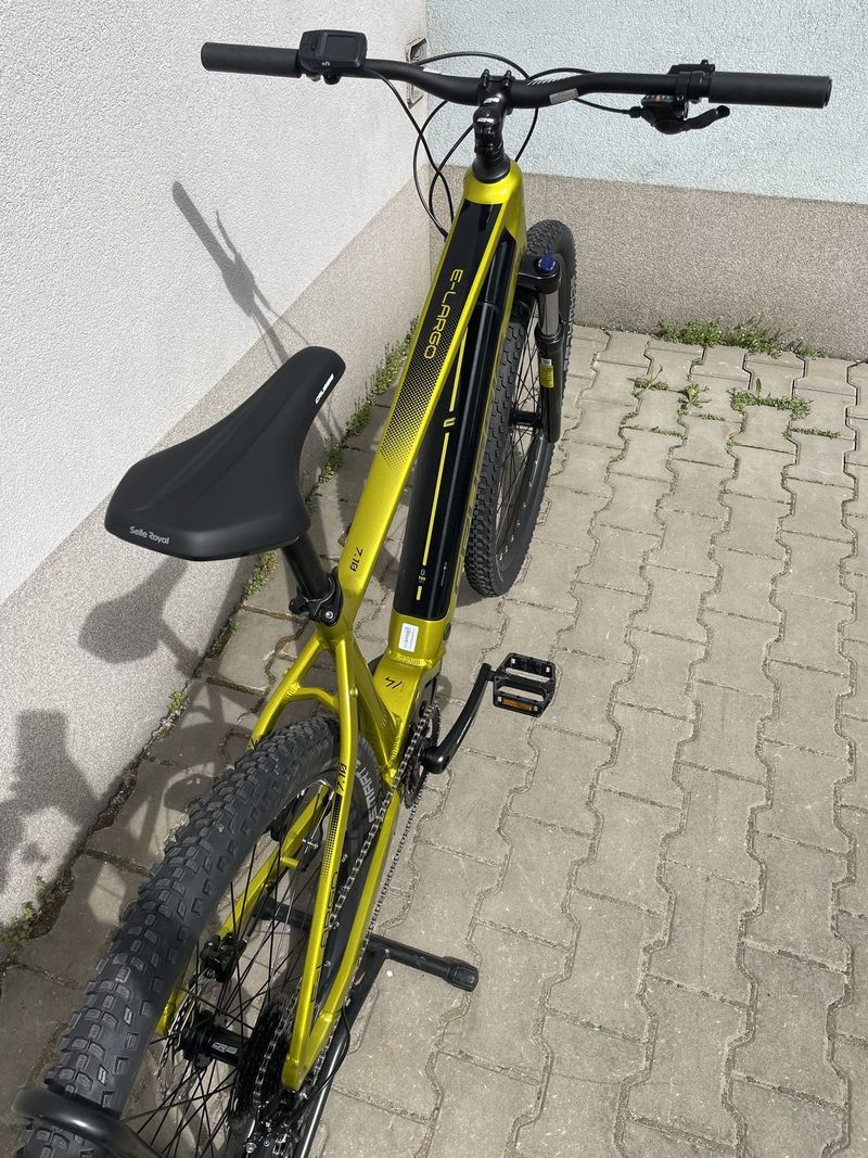 Nové elektrokolo CRUSSIS E-LARGO 7.10 - 720 Wh velikost 20”