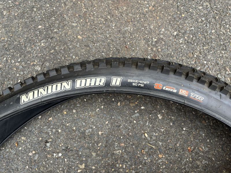 Plášť Maxxis Minion DHR II 29x2.40WT 3C maxx terra