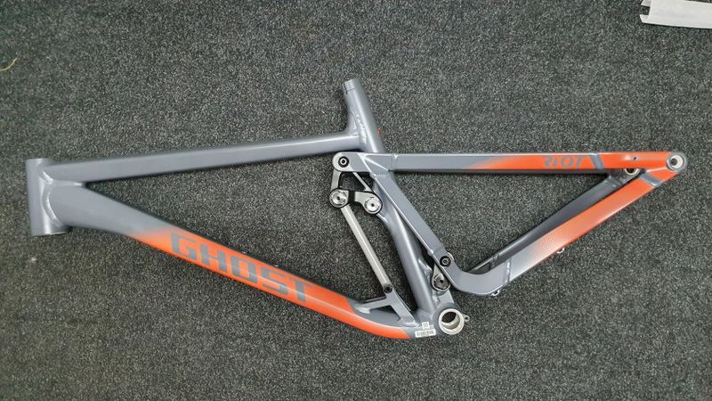GHOST Riot vel.L+M