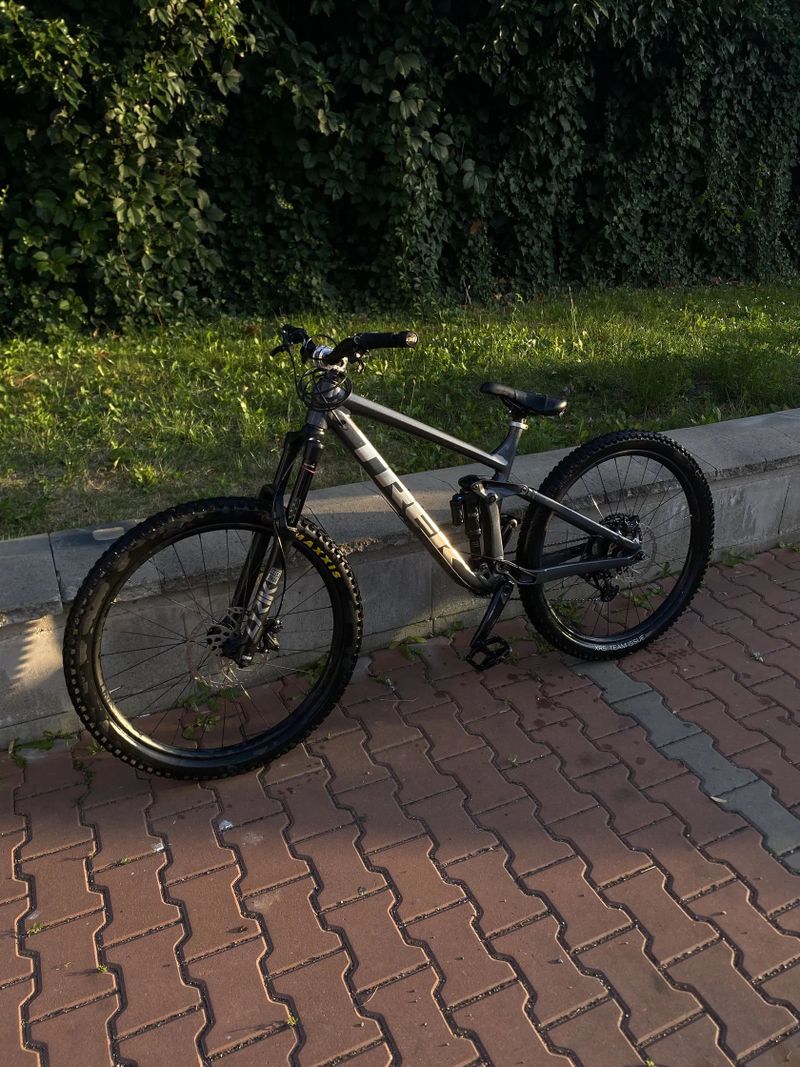 Trek Remedy 8 2022 slopeduro