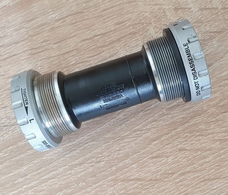 Kliky Shimano XT FC-M770 + středové složení