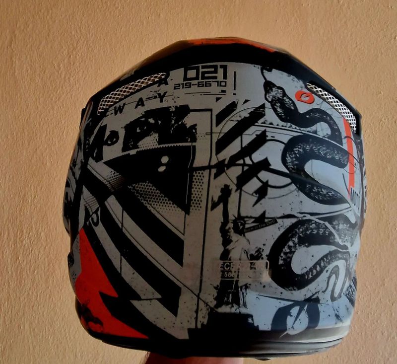 Helma O'neal 3SRS HELMET SCARZV.22