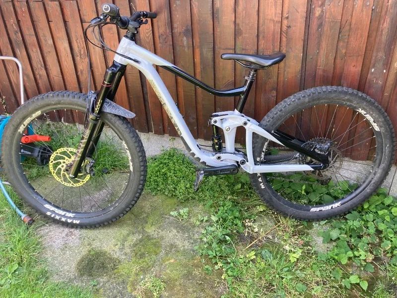 Giant Trance X3 27,5