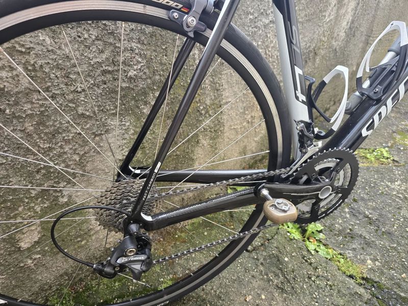 Silnicni kolo Specialized