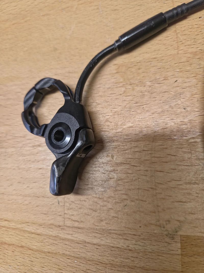 Kind Shock E20 External teleskopická sedlovka, Ø-30,9 mm, 370 mm/100 mm