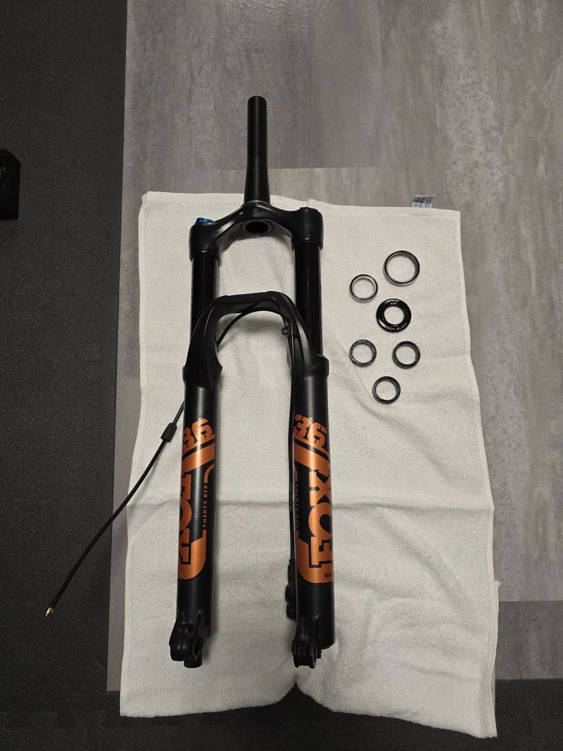 Vidlice Fox Rhythm 36, 140mm