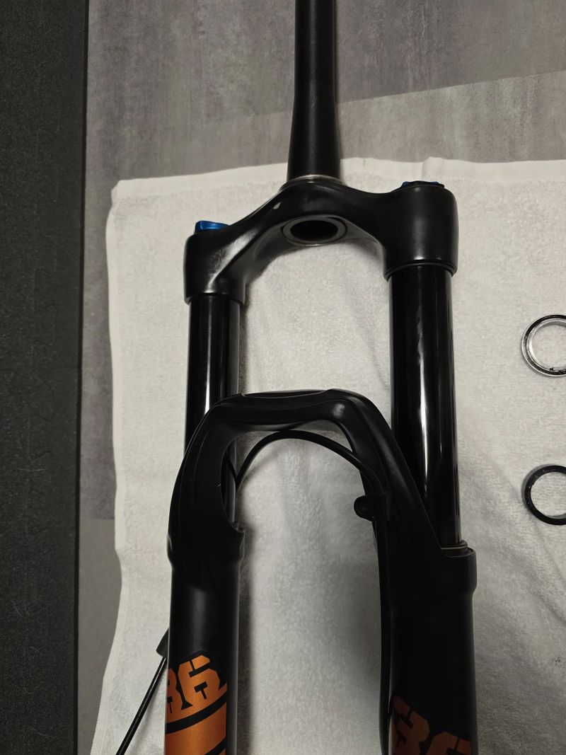 Vidlice Fox Rhythm 36, 140mm