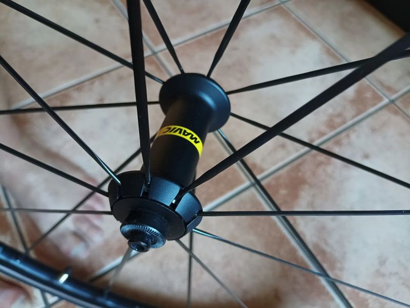 Přední kolo Mavic Ksyrium SL