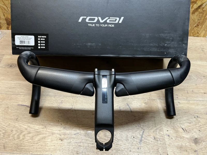 Řidítka Roval Rapide šíře 38cm
