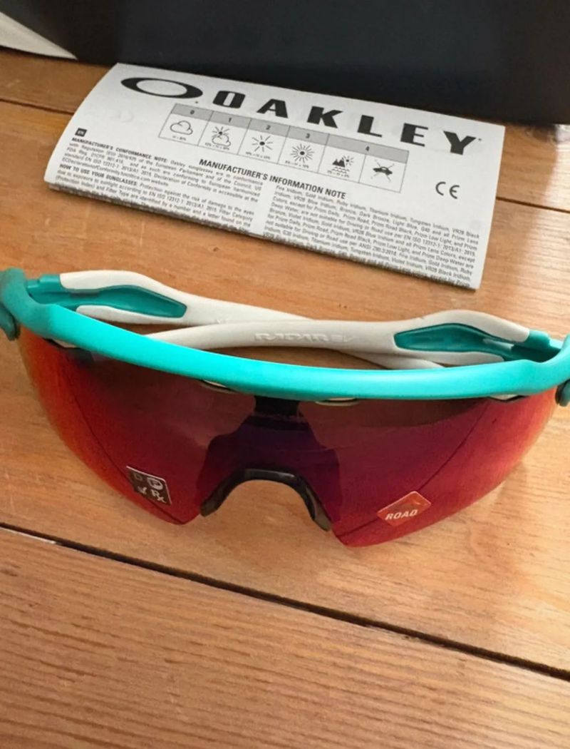 Oakley radar