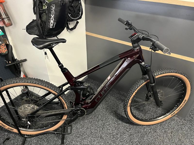 CUBE Stereo Hybrid 140 HPC RACE 750 2024 XL 554km