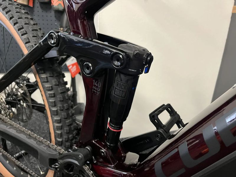 CUBE Stereo Hybrid 140 HPC RACE 750 2024 XL 554km