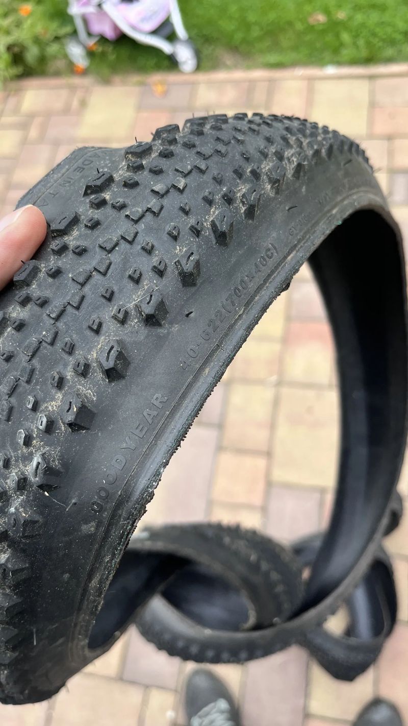Gravelový pláště GoodYear Peak 40