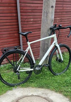 CUBE NUROAD 2025.R SIZE XL.