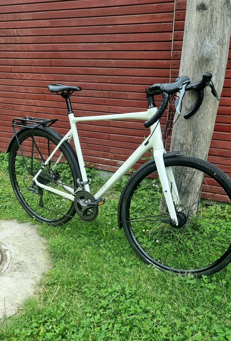 CUBE NUROAD 2025.R SIZE XL.