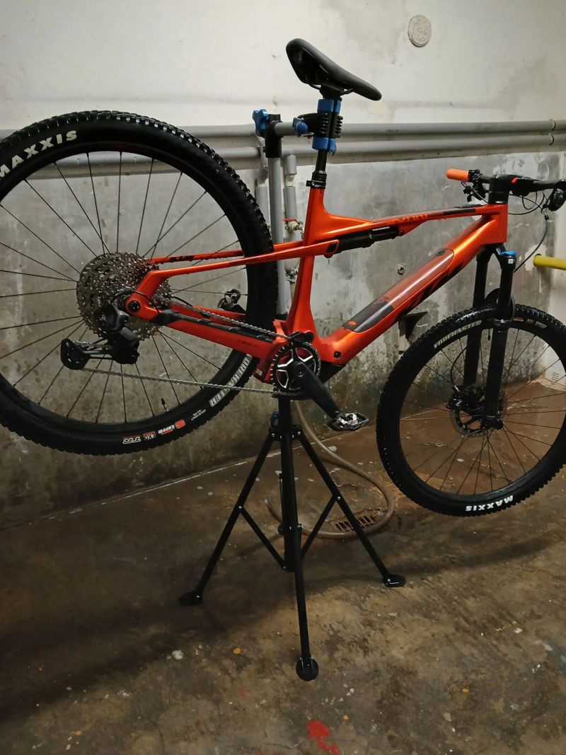 KTM Macina Scarp SX 2025 Master