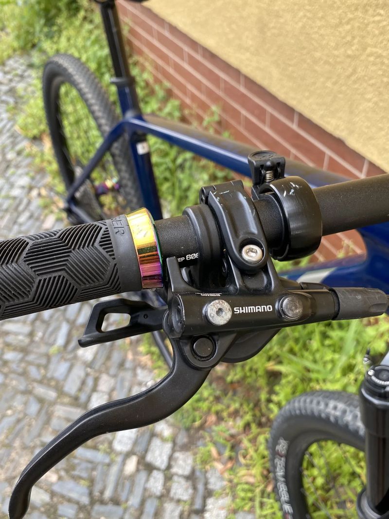 Trek Procaliber 9.6 Blue Carbon Horské kolo