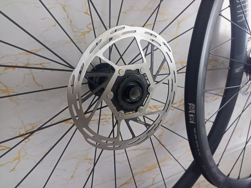 Nová sada Sram Rival AXS Etap 2x12 + Fulcrum 