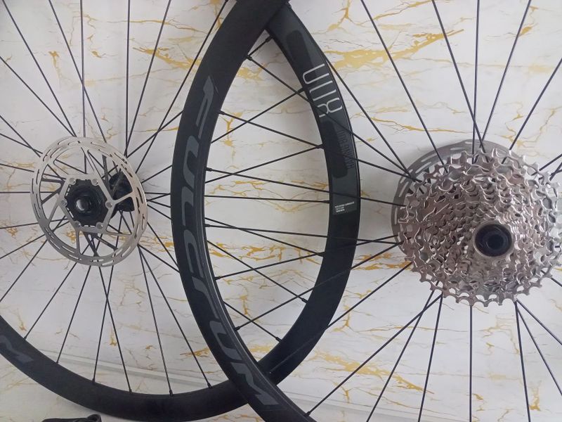 Nová sada Sram Rival AXS Etap 2x12 + Fulcrum 