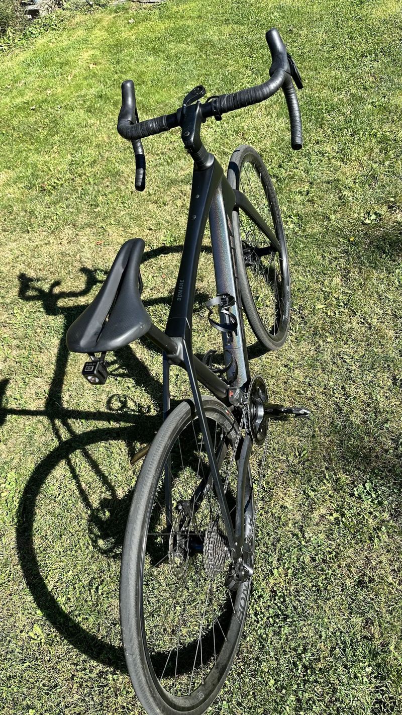 Trek Domane SL 6 – velikost 54 cm (M), minimálně jeté