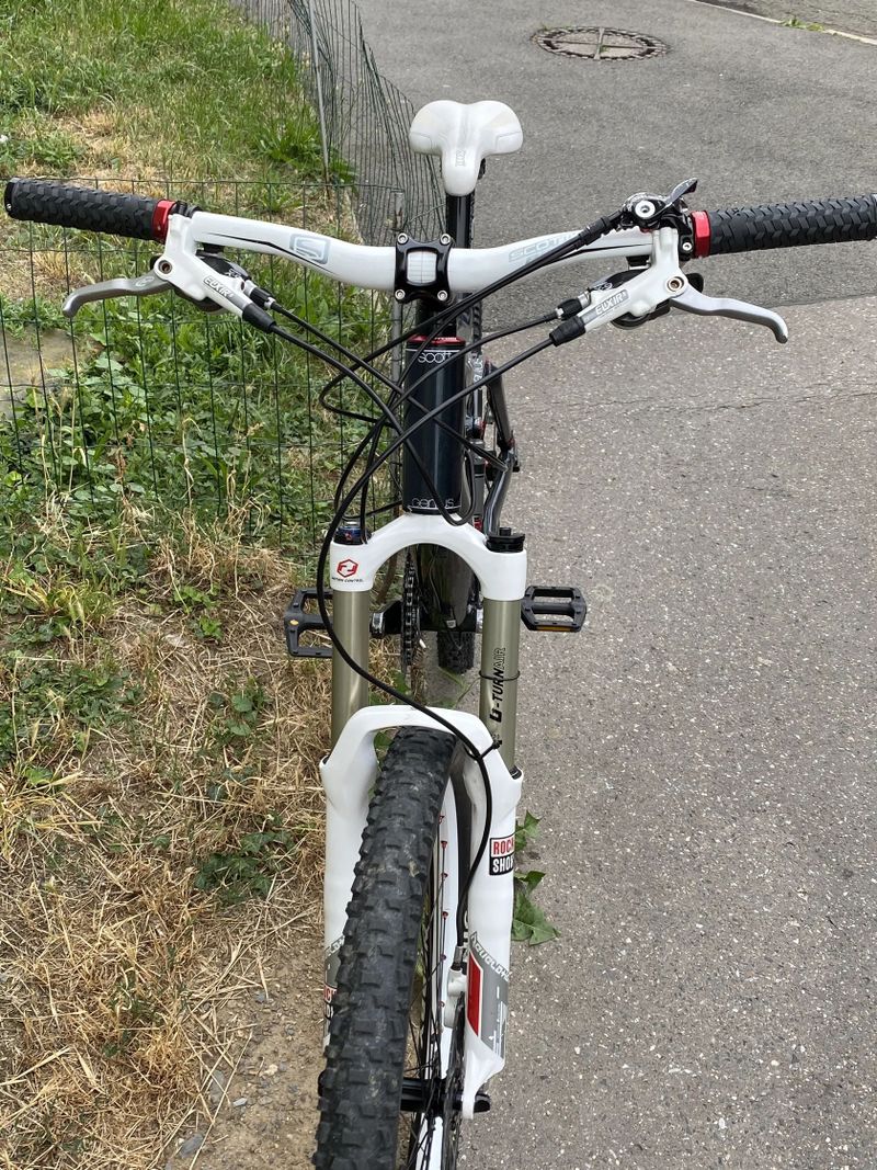CELOODPRUŽENÉ HORSKÉ KOLO SCOTT GENIUS 50 KOLA 26”