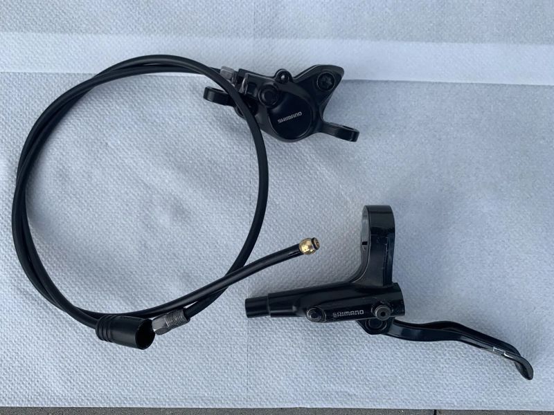 Hydraulické kotoučové brzdy Shimano MT200