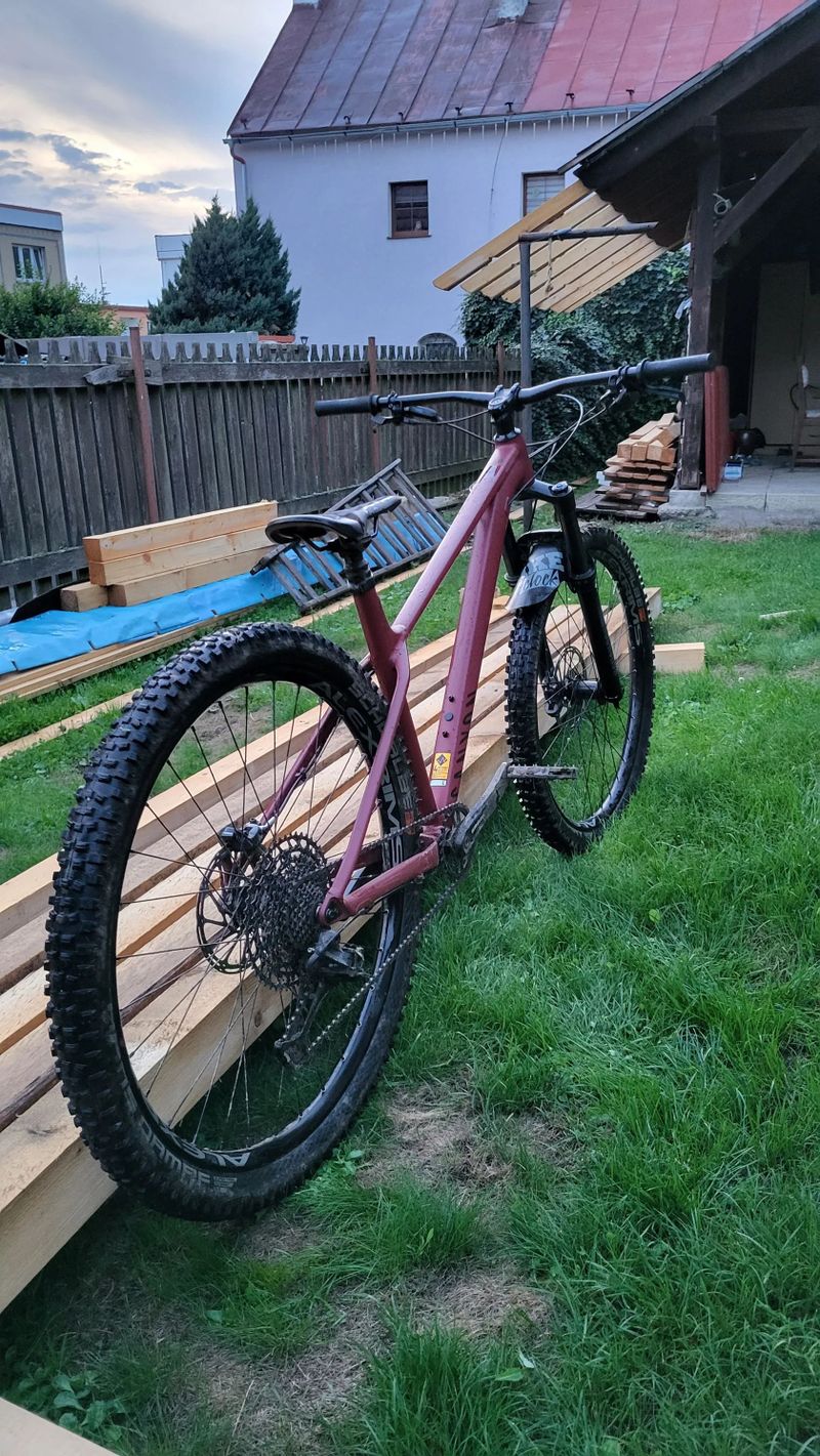 Canyon Stoic 3 - trailové Mtb kolo