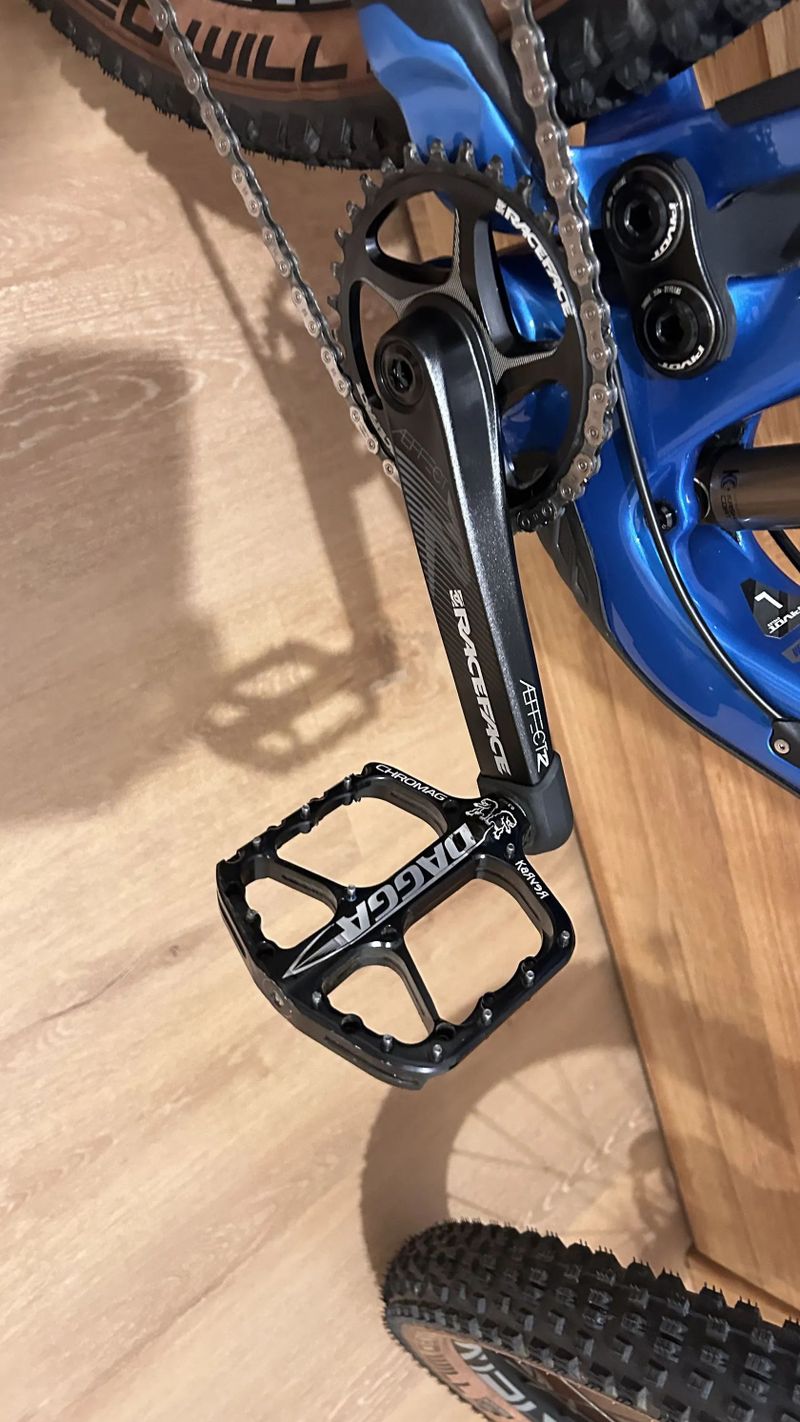 Celoodpružené kolo Pivot SwitchBlade Pro XT/XTR, Blue 