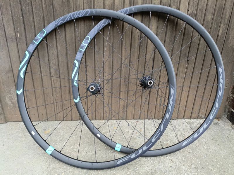 Fulcrum racing 500 použité