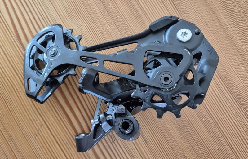 přehazovačka shimano