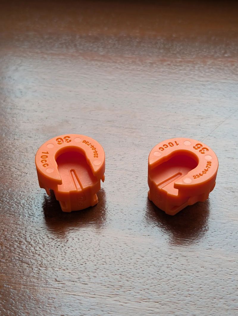 Token Fox, Láhve FidLock, Duše, Hlavice