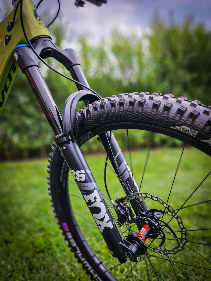 Pivot Switchblade