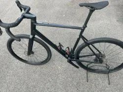 Scott Speedster Gravel 30 vel. 61 cm, kompletní sada Shimano GRX 400 vč. hyd. brzd + náhradní kom.