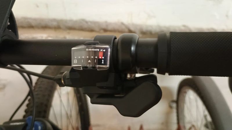Fuji 29" Satin grey - najeto 80km a v záruce