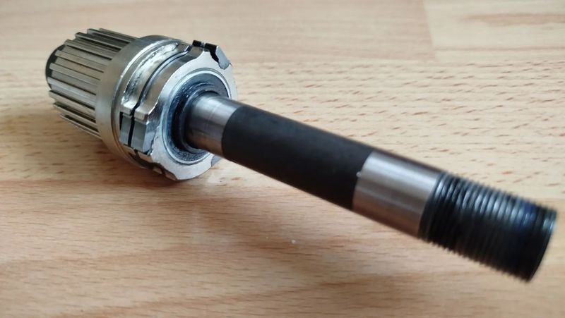 Ořech Novatec MicroSpline upgrade kit s osou