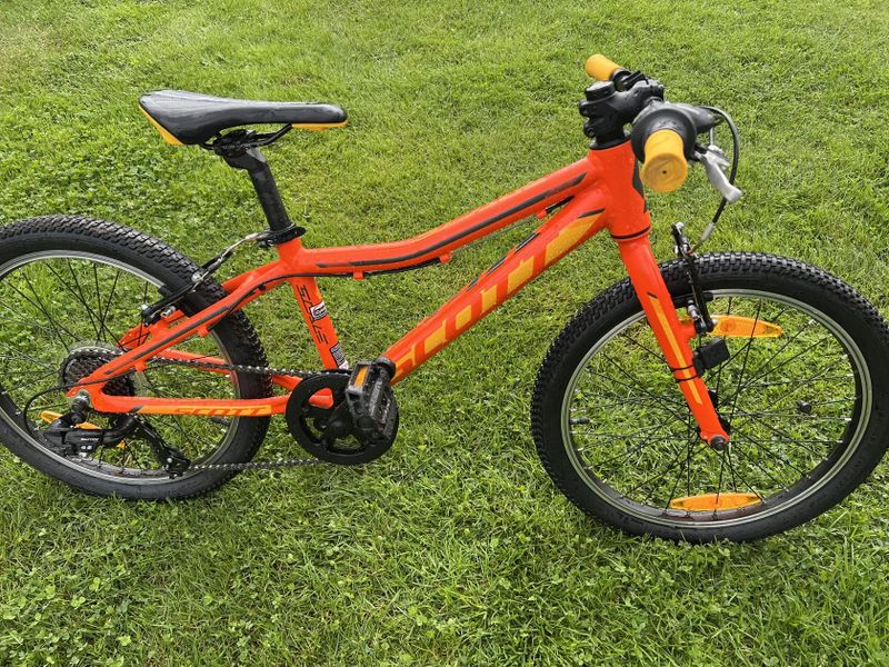 Dětske kolo Scott vel. 20