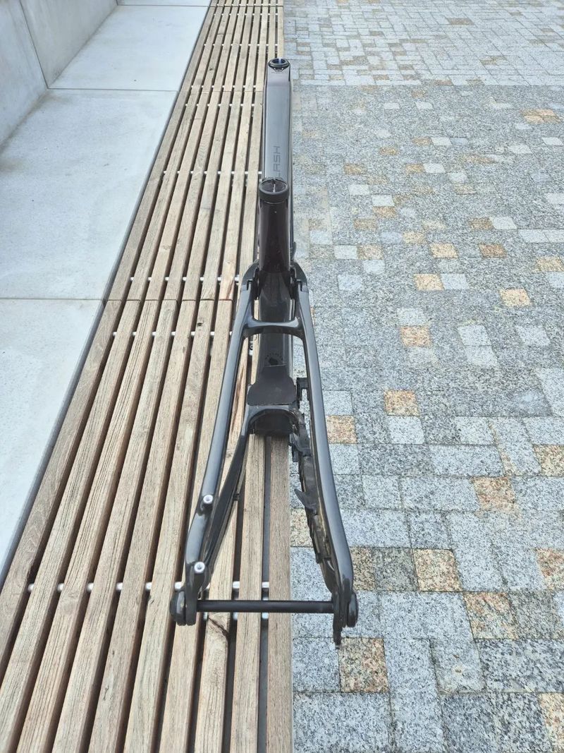 Trek Slash gen 5 velikost M - karbon 