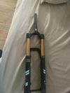 Fox 36 grip 2 