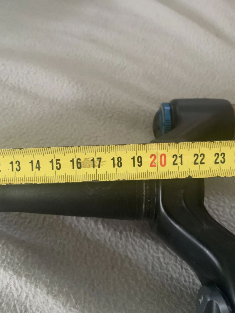 Fox 36 grip 2 