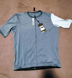 Mavic Essential nové dresy, XXL