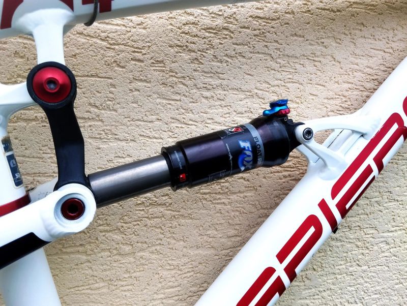 Lapierre Zesty 714 + FOX Rp23 - veľ. L