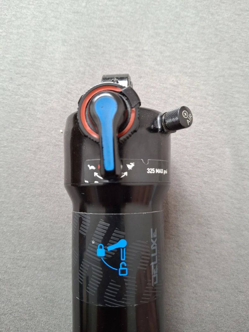 Tlumič RockShox Deluxe RT 230x60