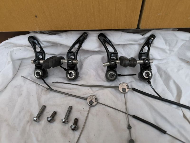Shimano LX M560 brzdy cantilever