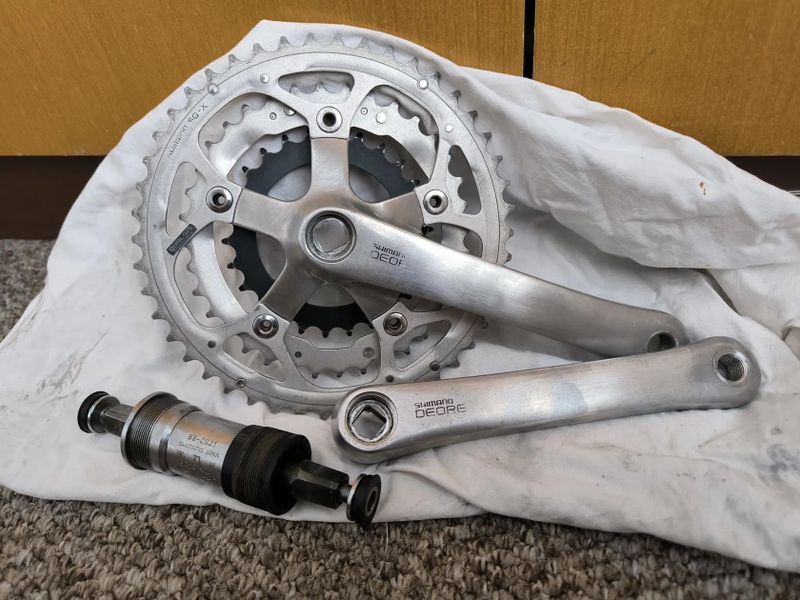 Shimano DeoreMT50 kliky s osou 