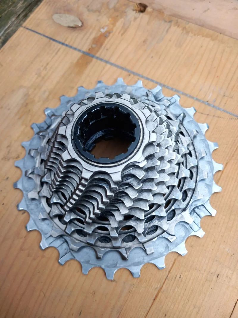 Prodám lehce jetou kazetu Sram D1 XG-1290 12s 10-28